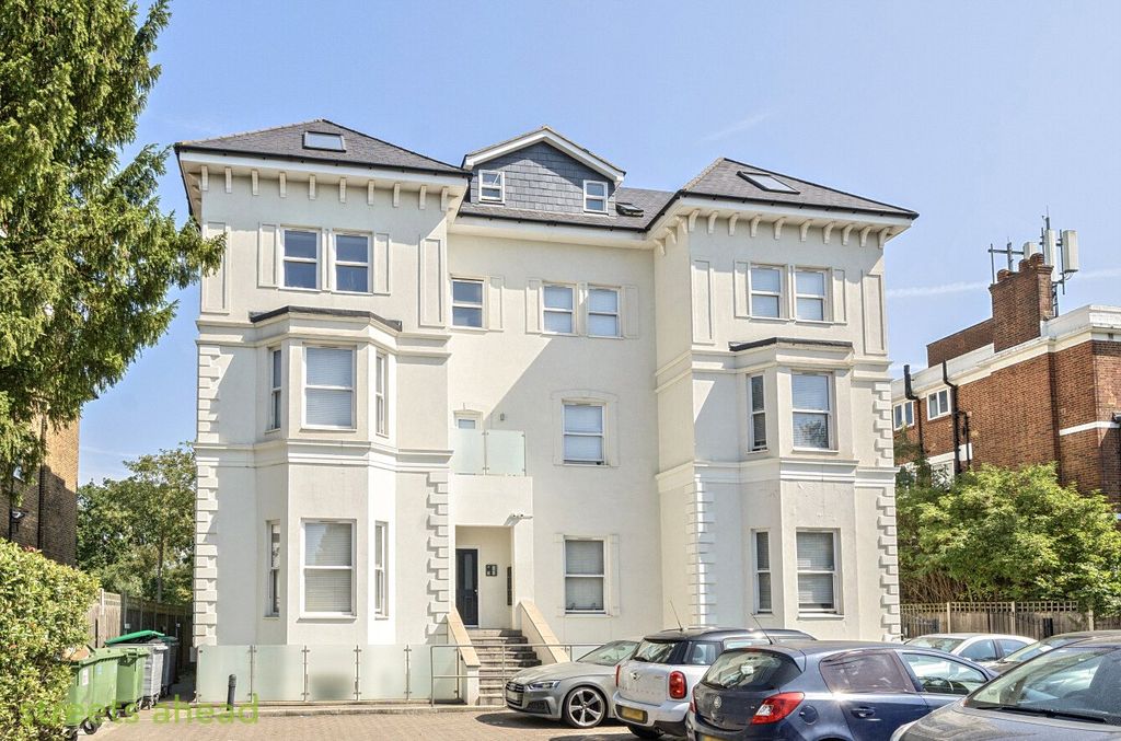 Property photo 1 of 10 Picture No. 02