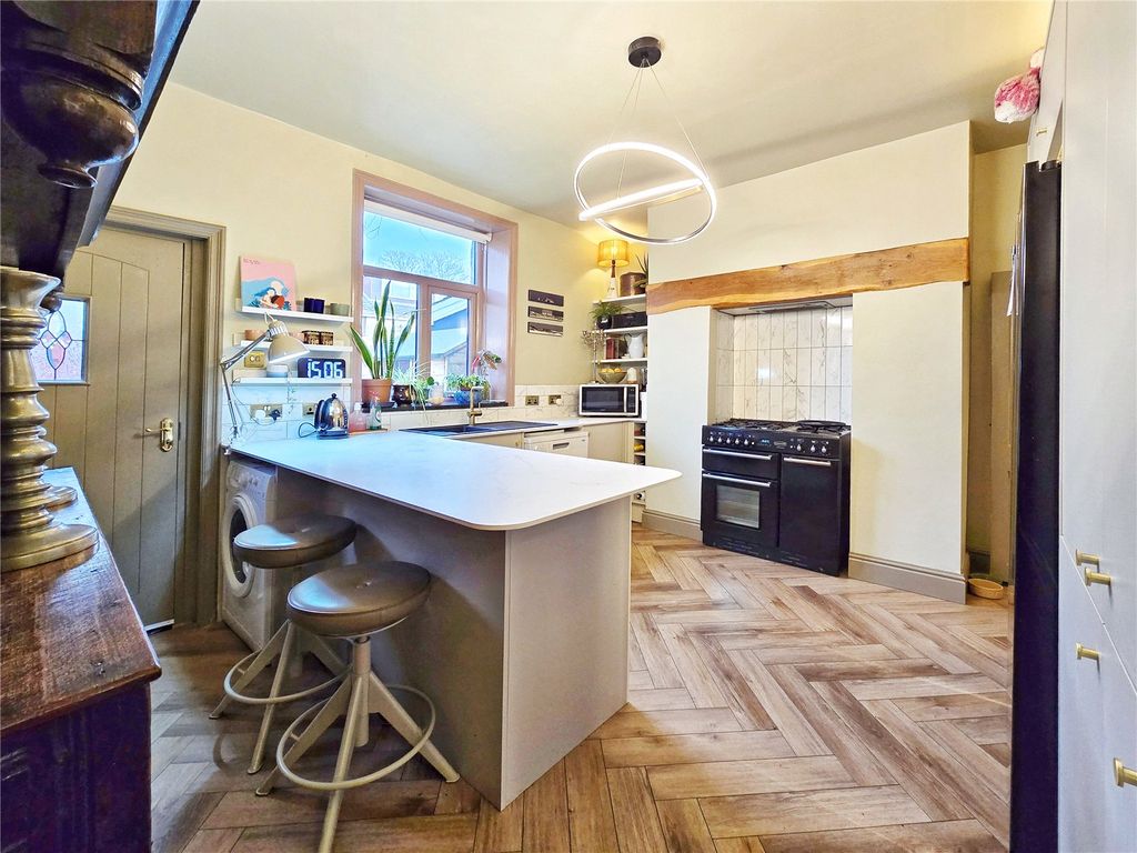 Property photo 1 of 18 Kitchen Diner