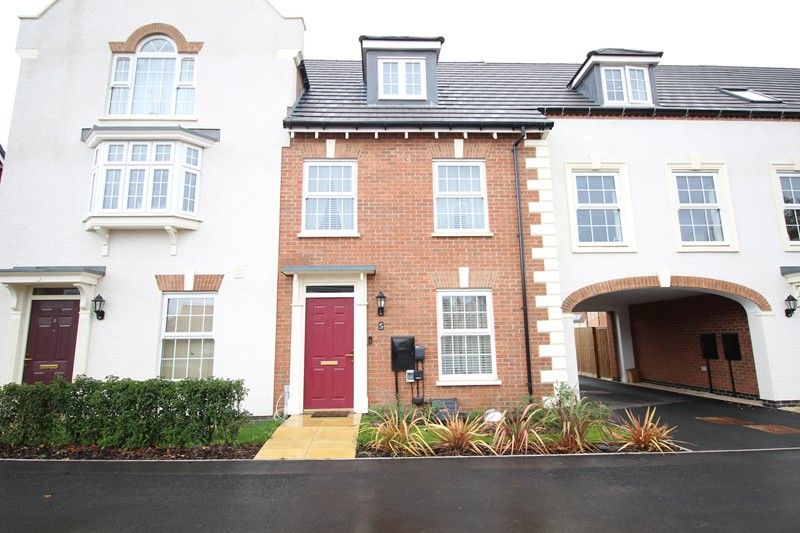 Property photo 1 of 14 External