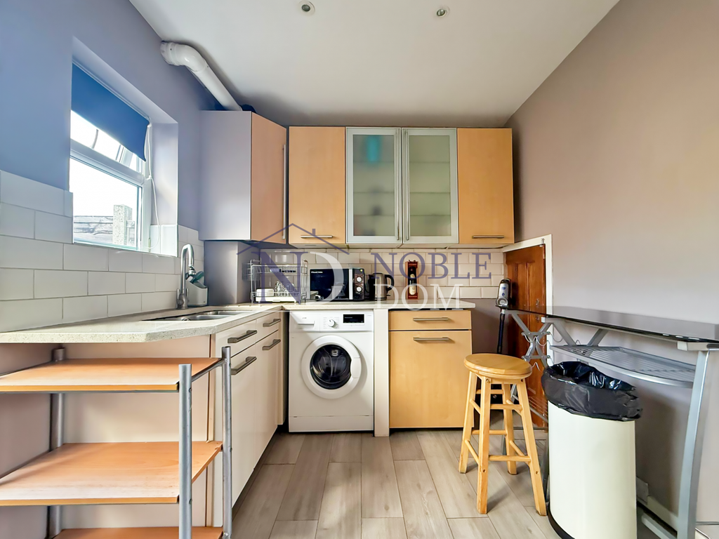 Property photo 2 of 11 Gallery