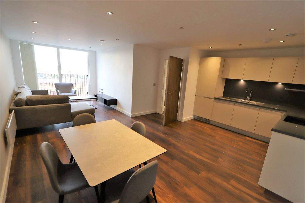 Property photo 2 of 10 Picture No. 05