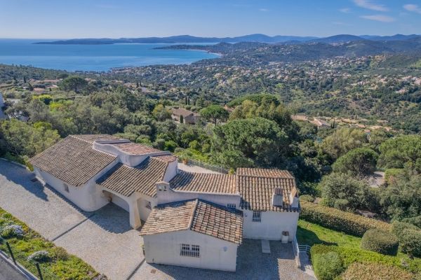 Property photo 2 of 7