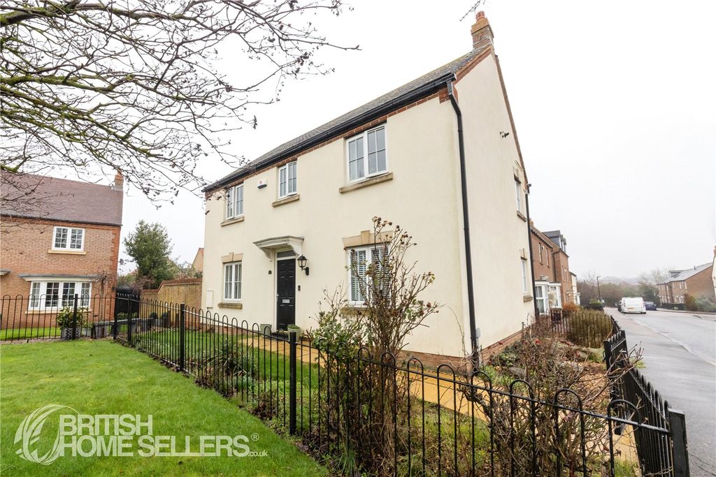 Property photo 1 of 17 Picture No. 11