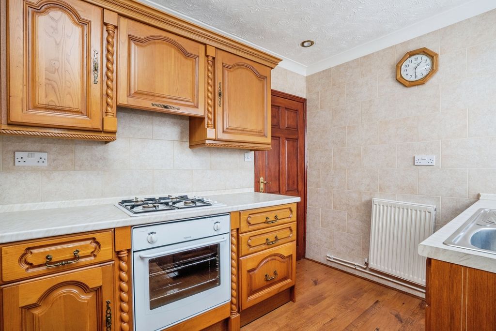 Property photo 2 of 14 Pbox-Img.Jpg