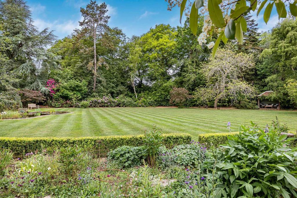 Additional image 38 of 7 bed detached house for saleHarpsden Woods, Harpsden, Henley-On-Thames, Oxfordshire RG9