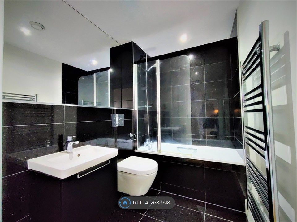 Property photo 3 of 5 Bathroom