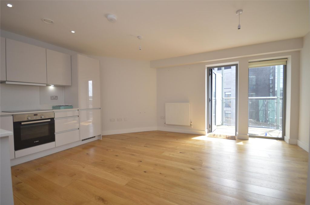 Property photo 3 of 7 Lounge/Diner