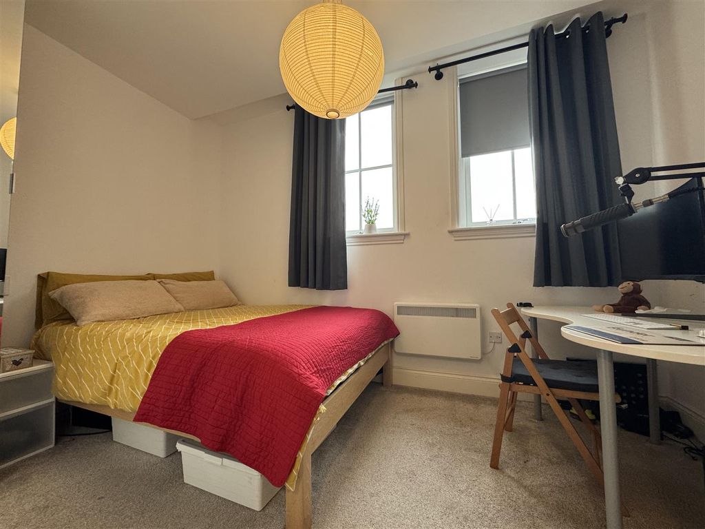 Property photo 2 of 8 Img_9818.Jpeg