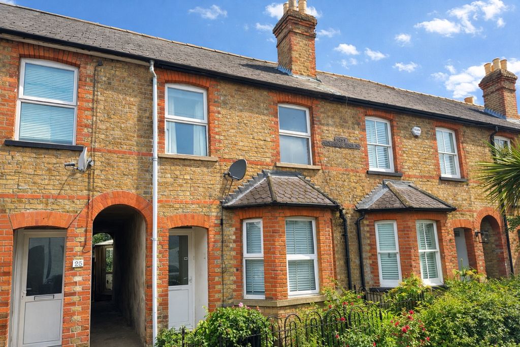 Property photo 1 of 13 Front