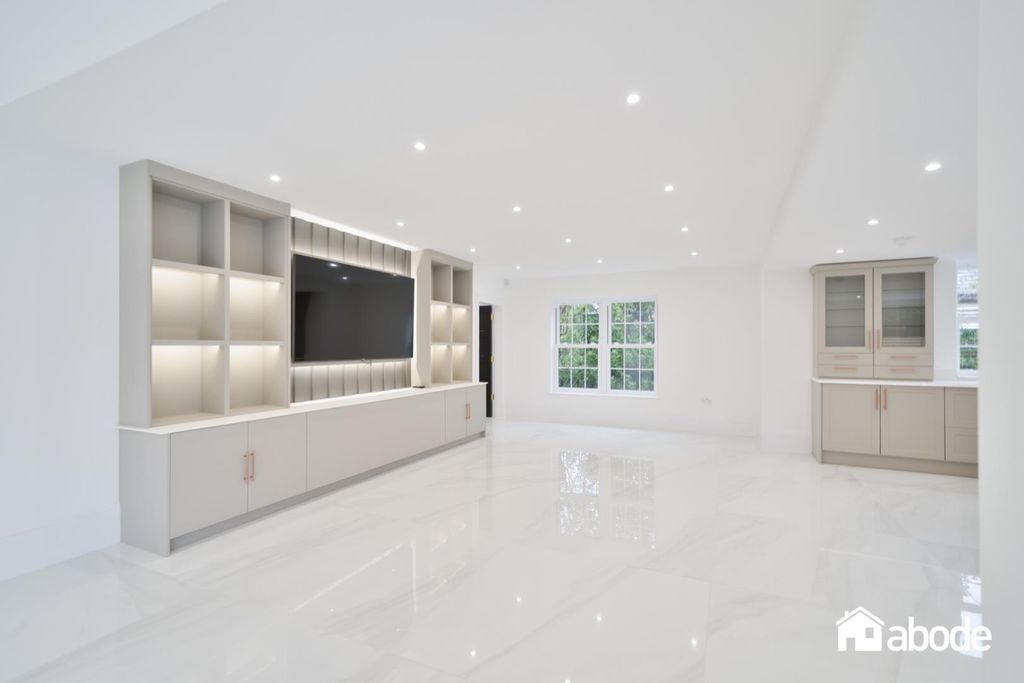 Property photo 3 of 44 Dsc01419-Edit.Jpg