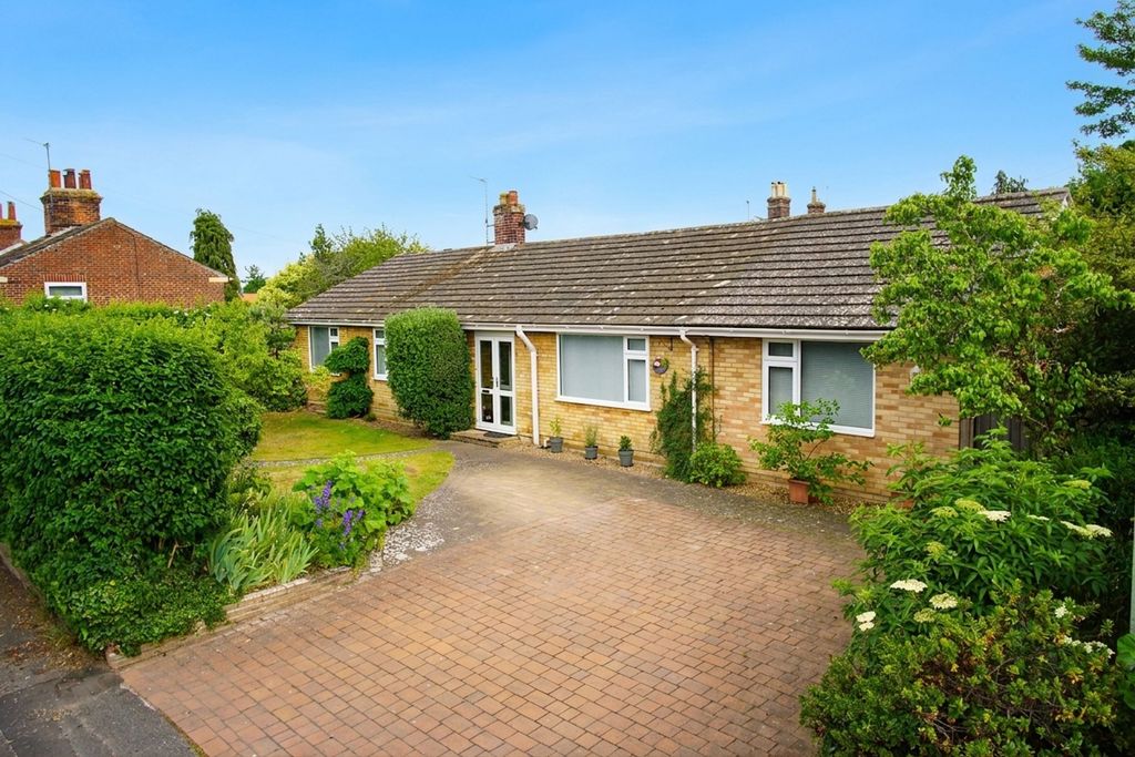 Property photo 1 of 38