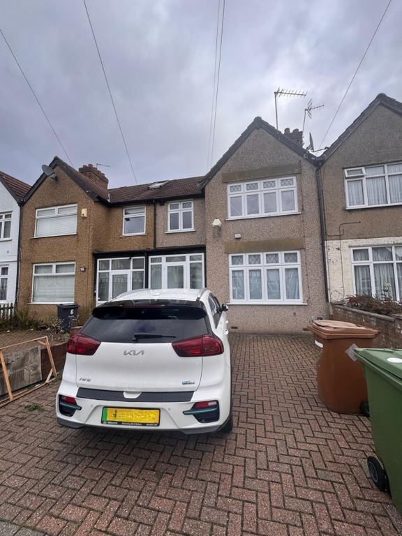 Property photo 1 of 9 d5Cbc486-A9F9-46Cb-ba1E-B30d68859Dcb