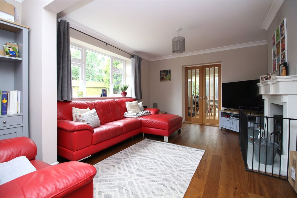 Property photo 2 of 11 Picture No. 02