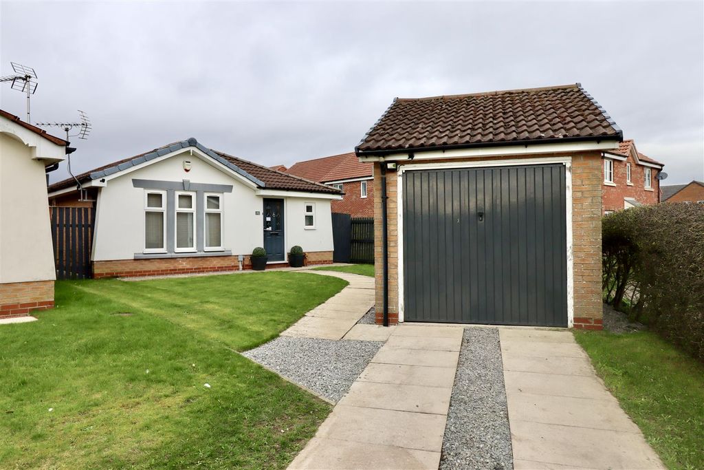 Property photo 1 of 13