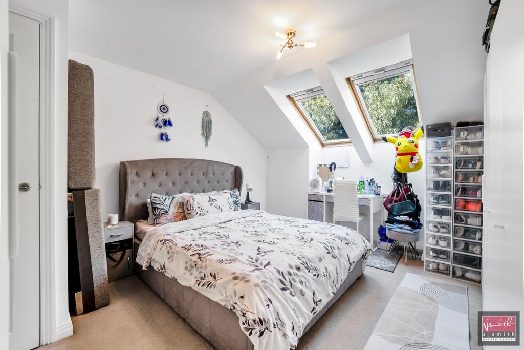 Property photo 3 of 9 Dsc09893