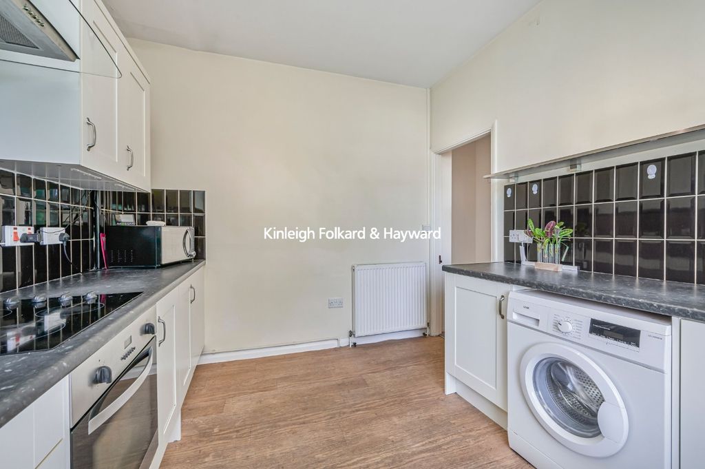 Property photo 3 of 10 Picture No. 16