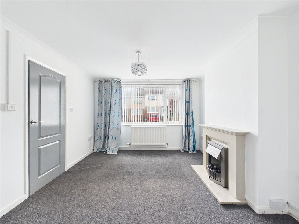 Property photo 2 of 17 Picture No. 04