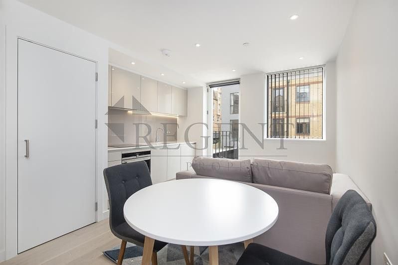 Property photo 2 of 7 Open Plan