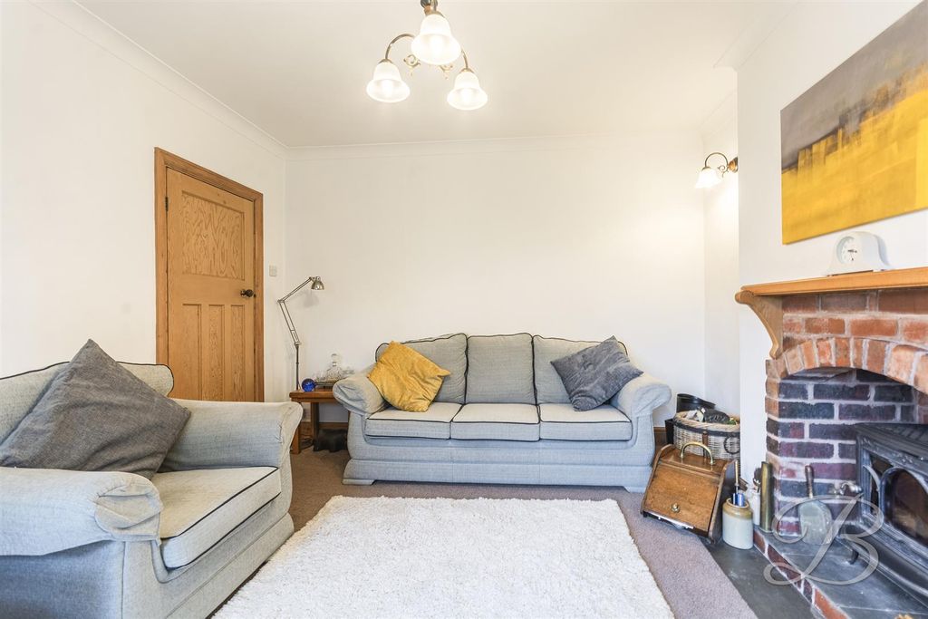 Property photo 3 of 33 CC27.Jpg