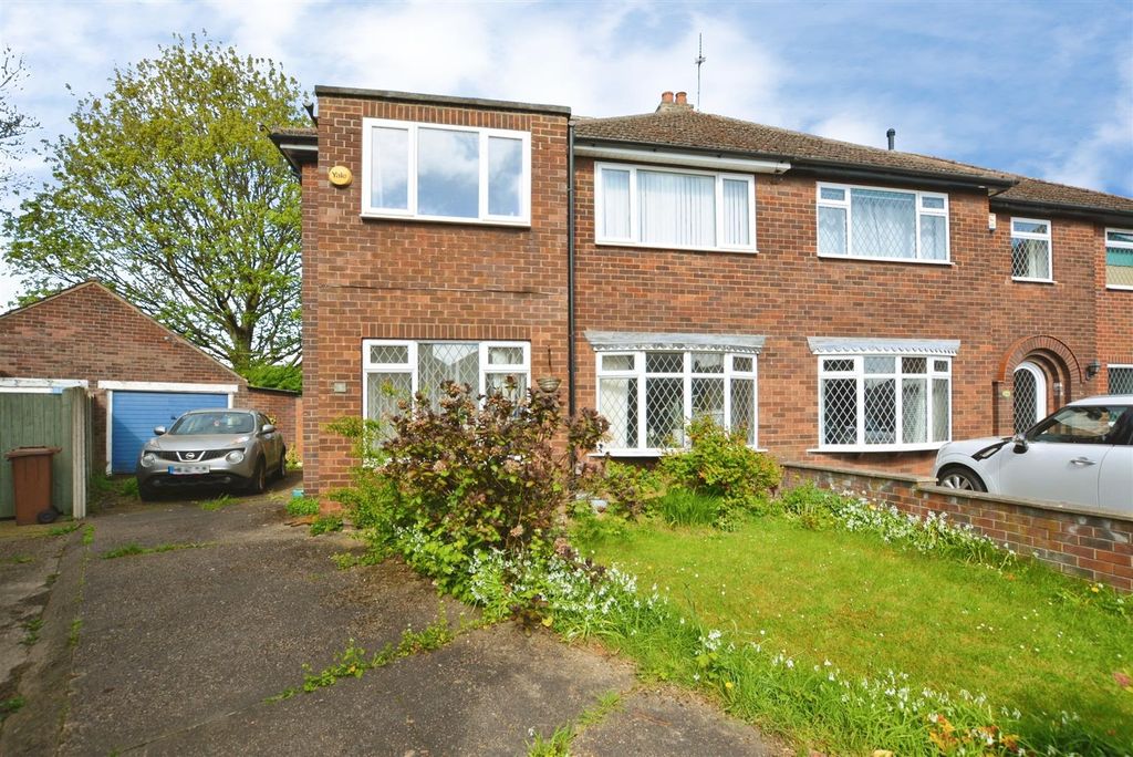 Property photo 1 of 26 Front