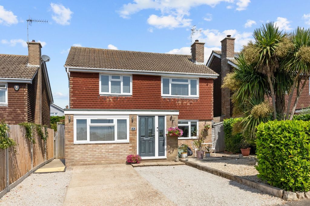 Property photo 1 of 17 5381820