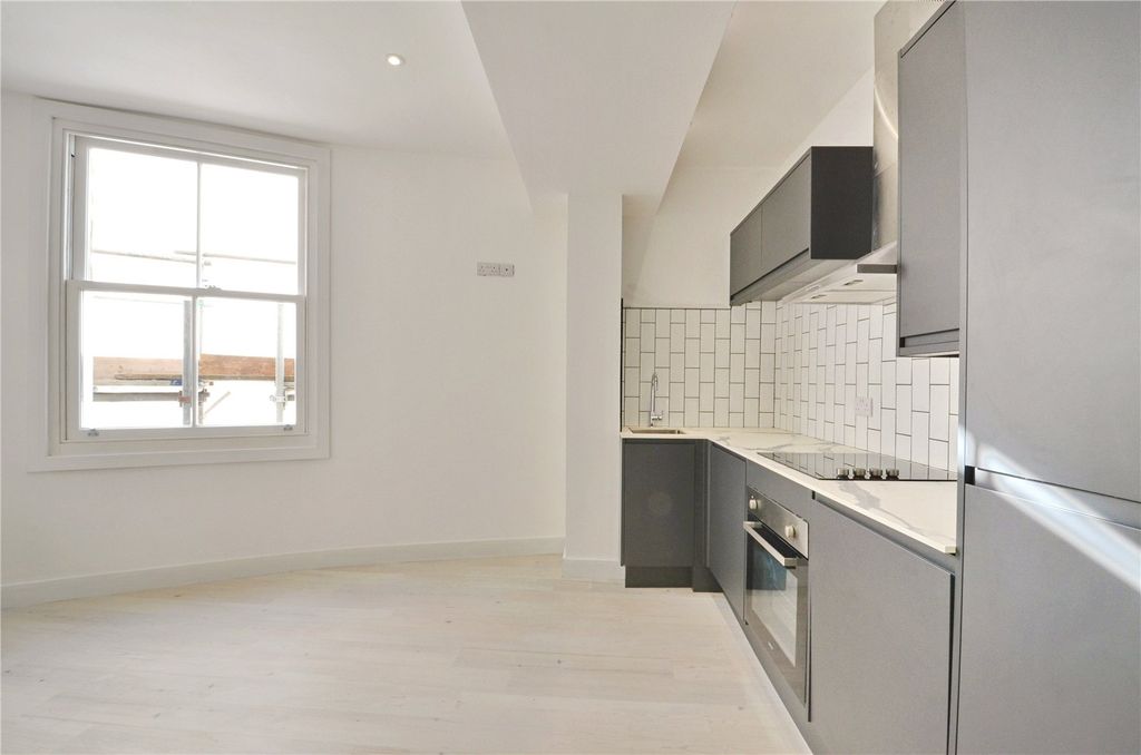 Property photo 2 of 10 Picture No. 01