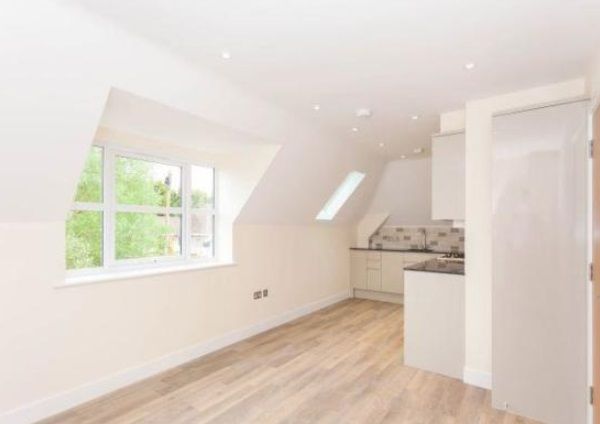 Property photo 3 of 5 Kitchen