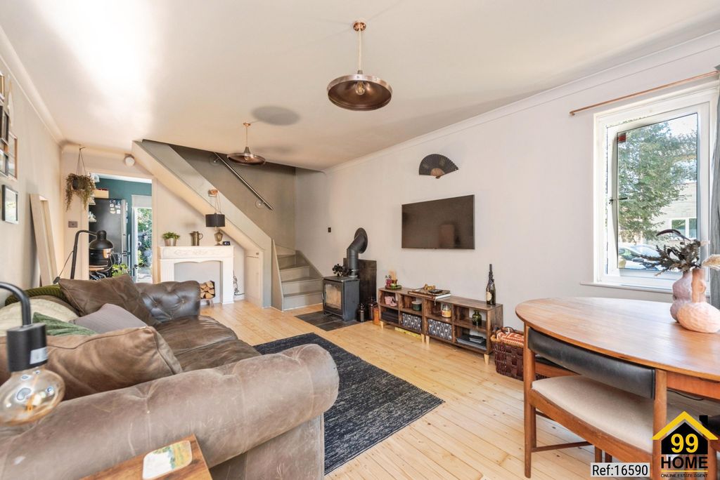 Property photo 3 of 20 Photo 2