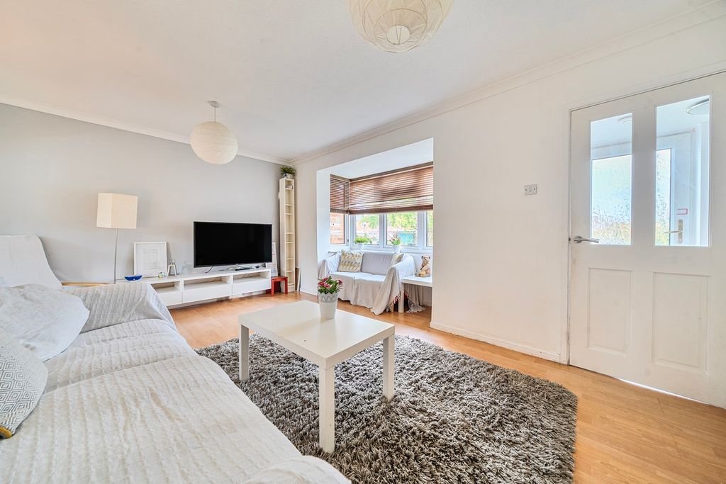 Property photo 3 of 23