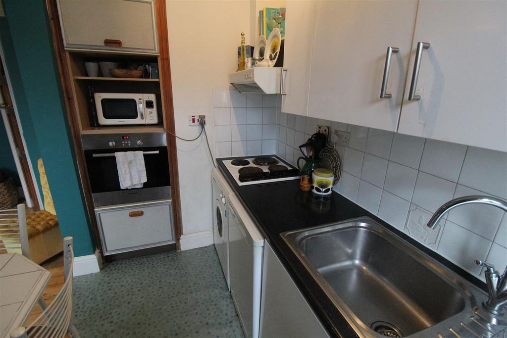 Property photo 3 of 10 Img_8619.Jpg