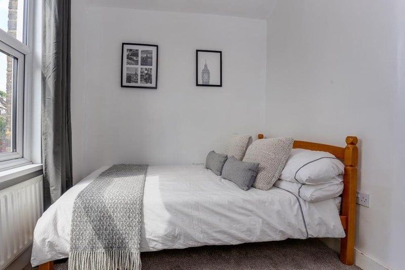 Property photo 3 of 3