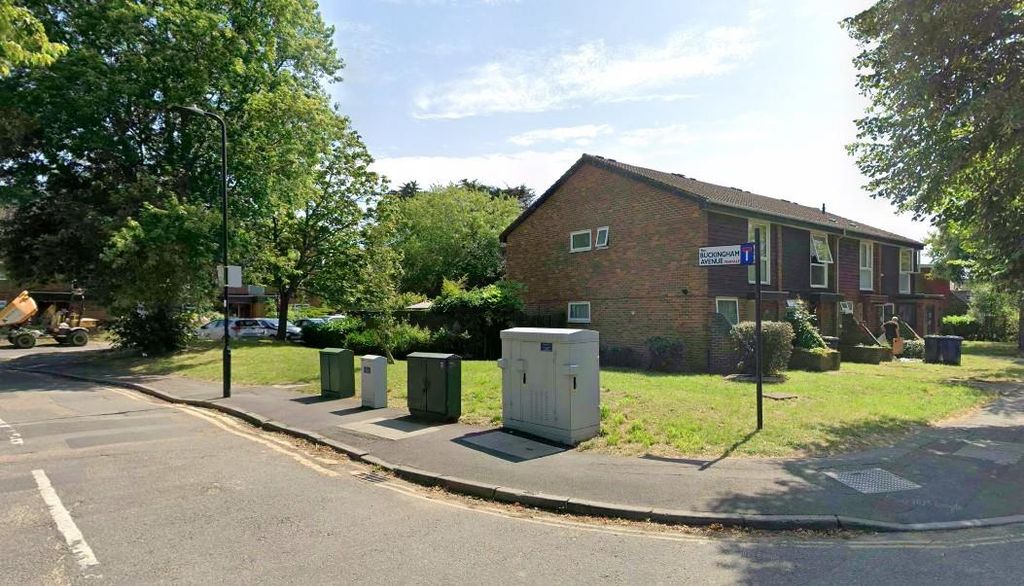 Property photo 3 of 5 Side .Jpg