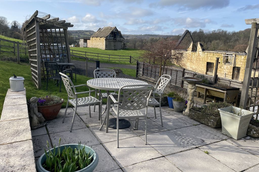 Property photo 3 of 26