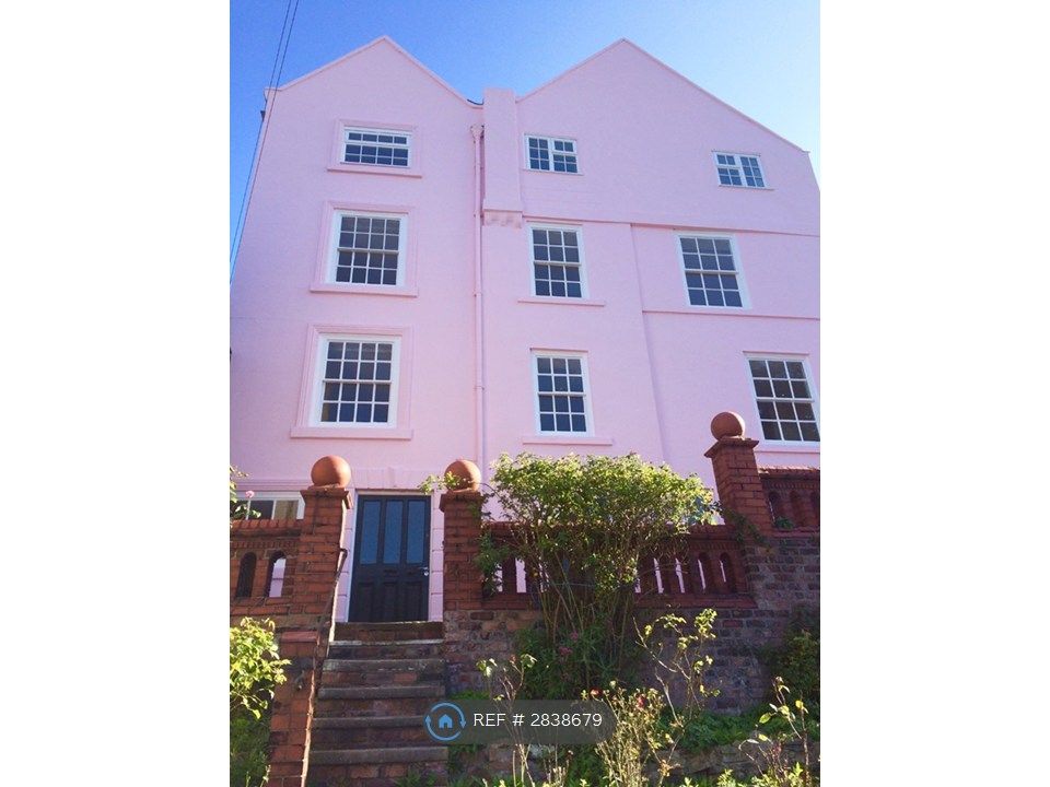 Property photo 2 of 20 Old Boughton House