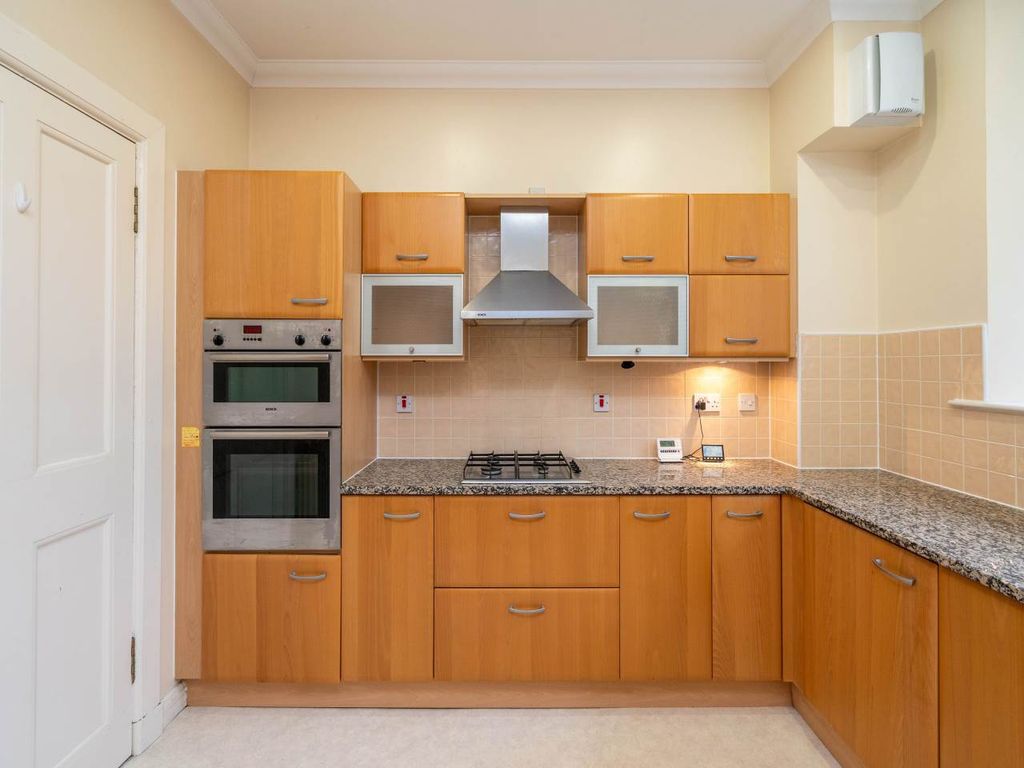 Property photo 3 of 17 3-3Eastsuffolkpark-35