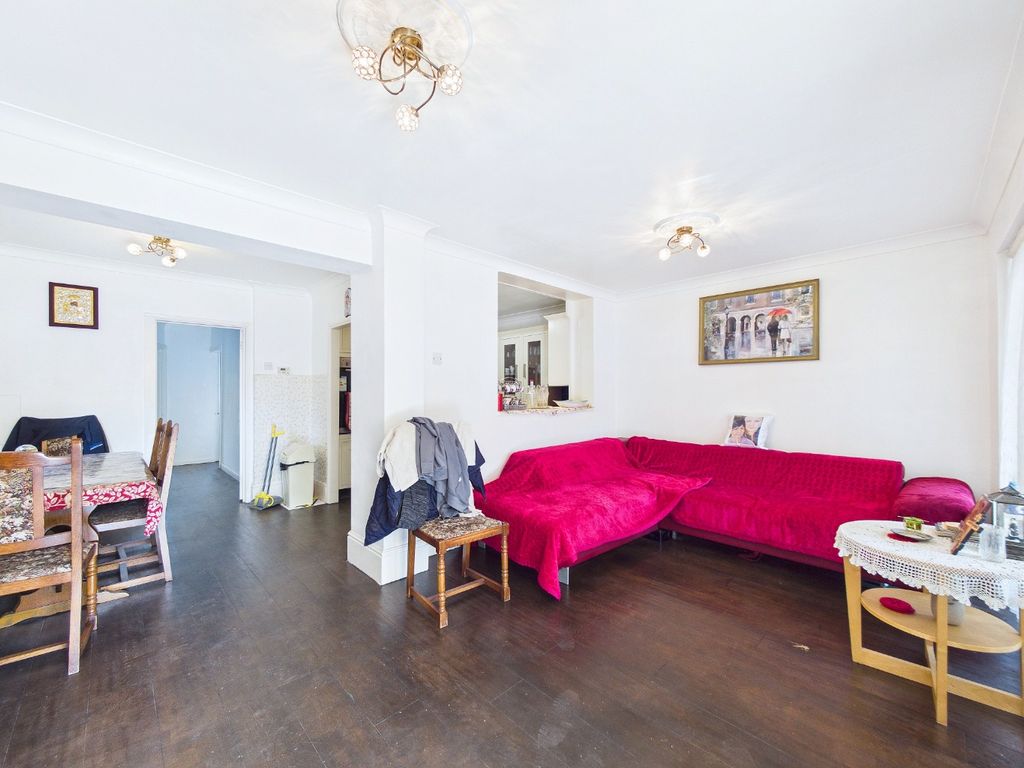 Property photo 2 of 23 5294873