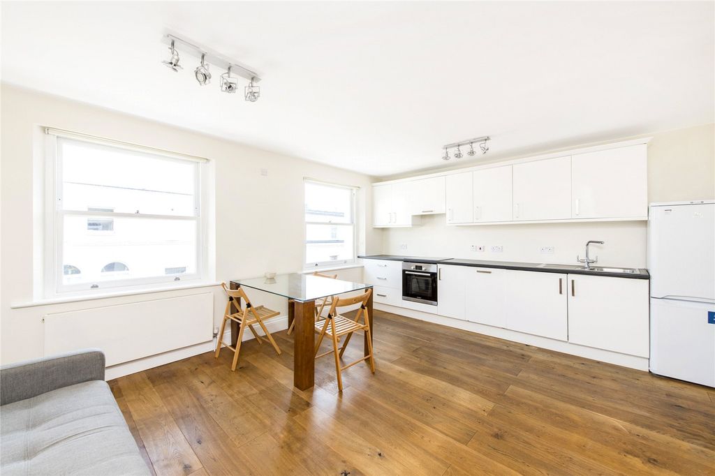 Property photo 2 of 11 Picture No. 02