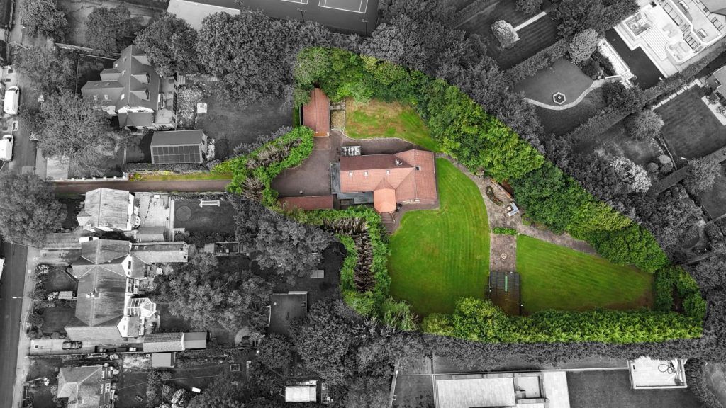 Property photo 2 of 58