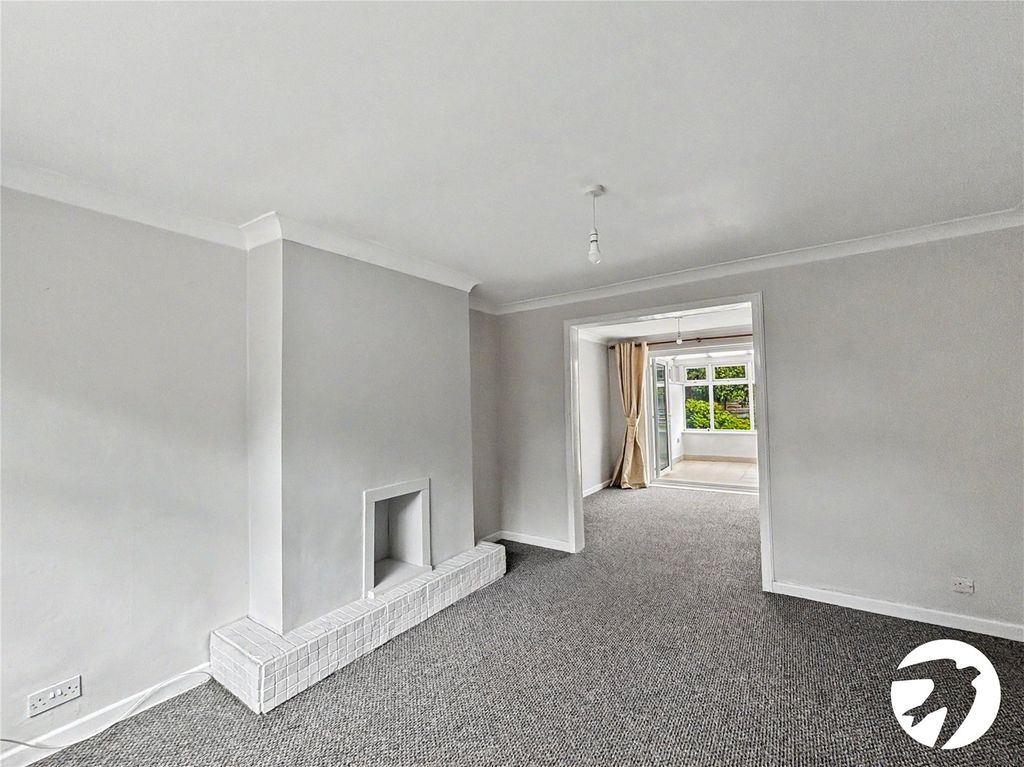 Property photo 3 of 20 Picture No. 07