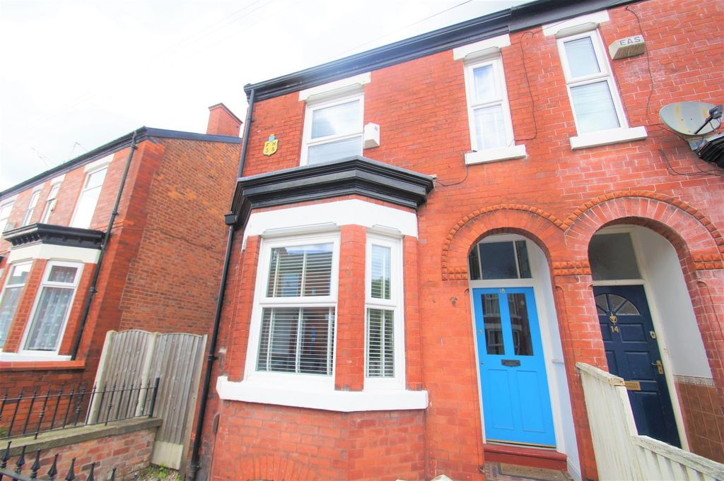 Property photo 2 of 35
