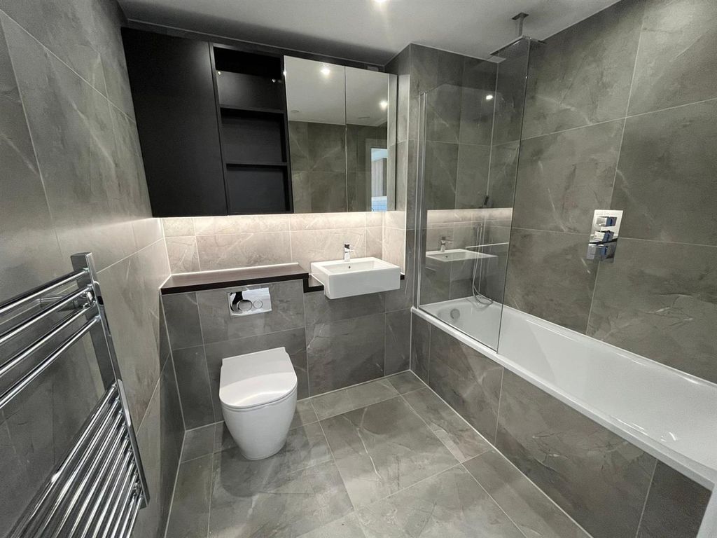 Property photo 2 of 14 Whatsapp Image 2025-10-21 At 11.38.06.Jpeg