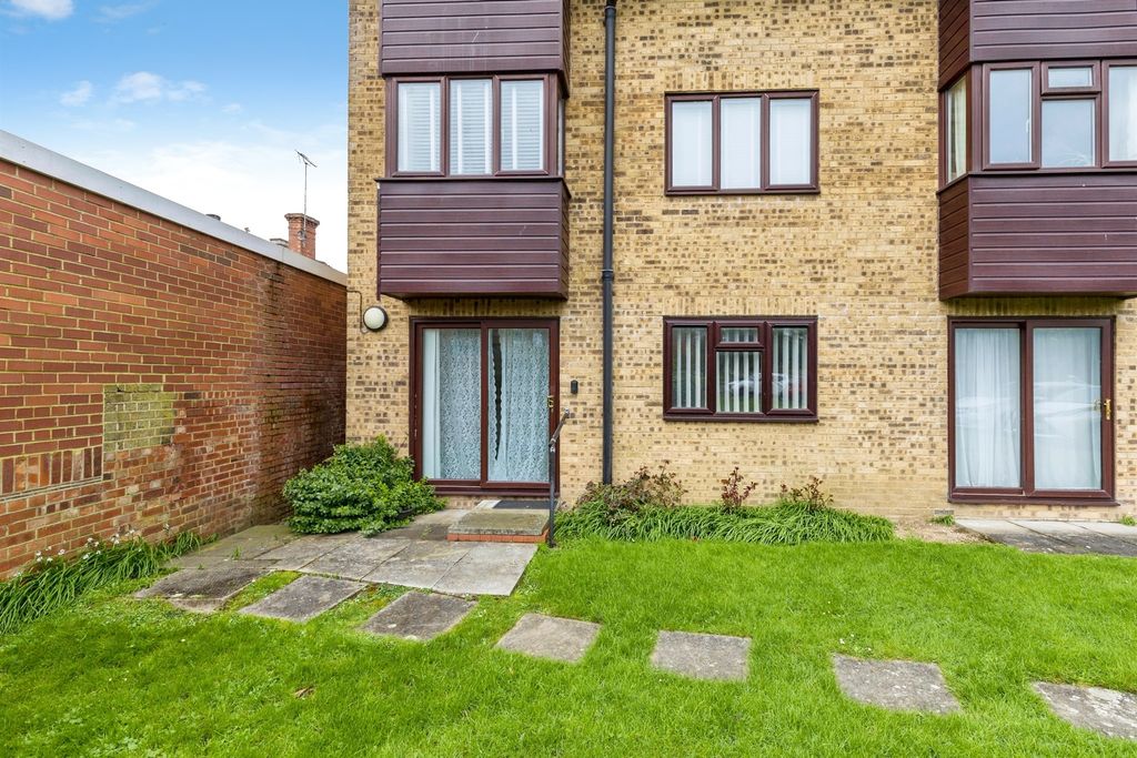 Property photo 1 of 14