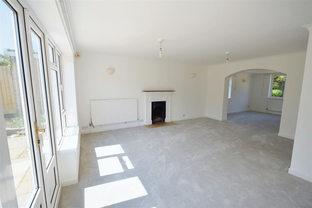 Property photo 2 of 18 Dsc_1131.Jpeg