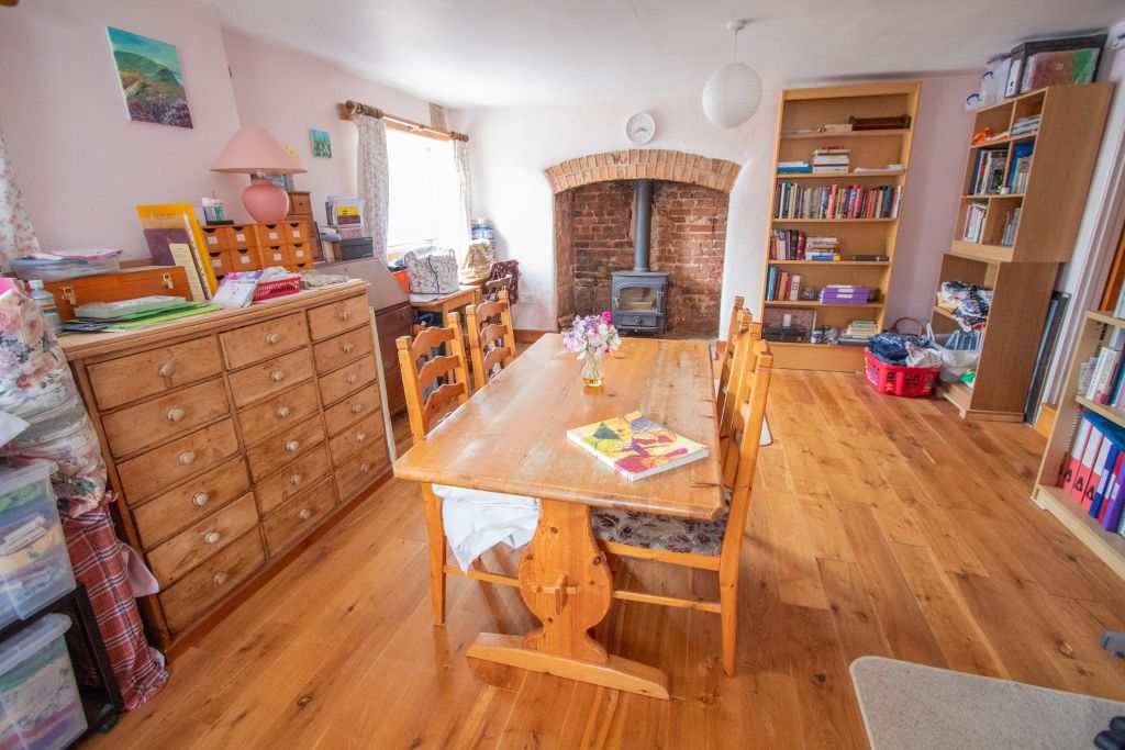 Property photo 3 of 18 Dining Room