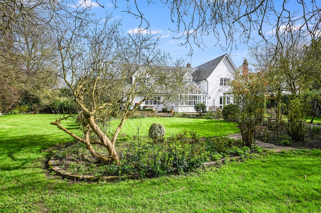 Property photo 3 of 37