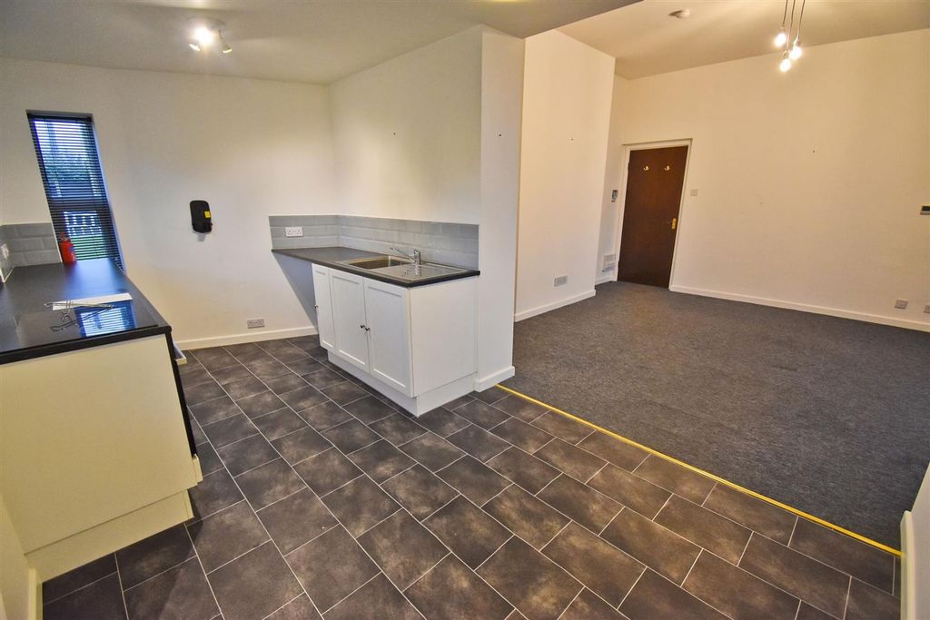 Property photo 3 of 13 Kitchen Lounge.Jpg