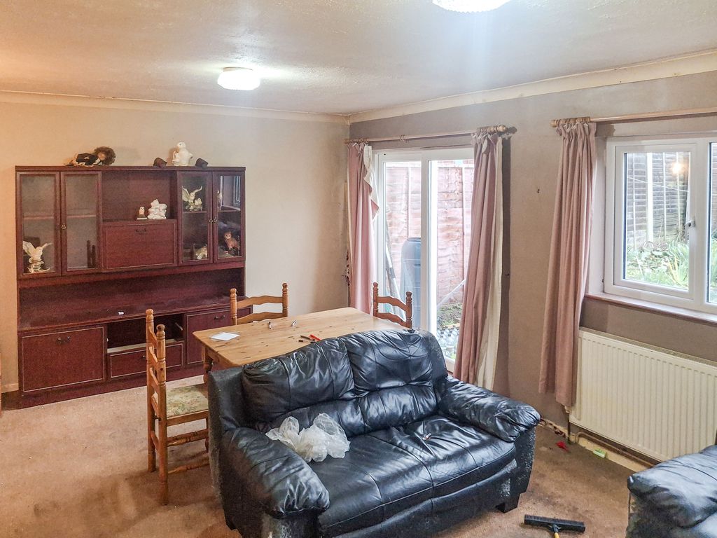 Property photo 3 of 13