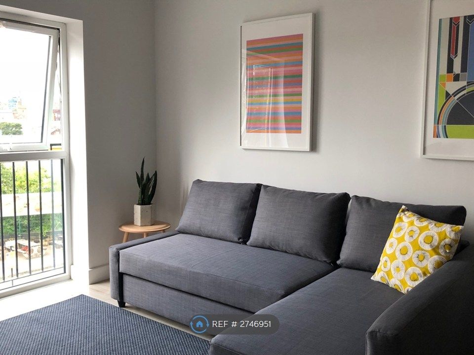 Property photo 2 of 7