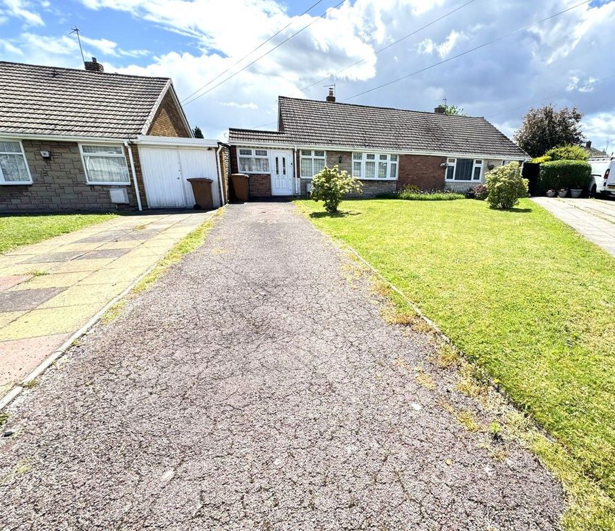 Property photo 2 of 18