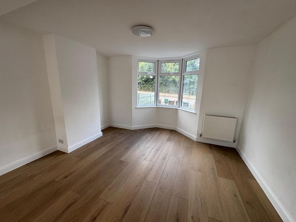 Property photo 3 of 12 Living Room